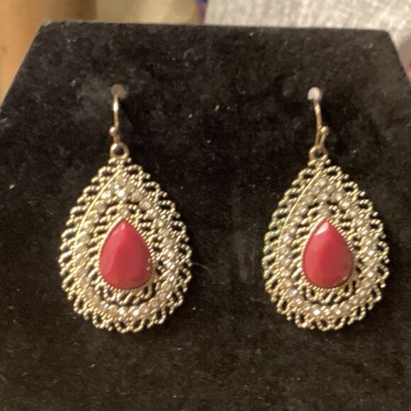 Ruby Red Silvertone Sparkly Pierced Earrings - Picture 1 of 6